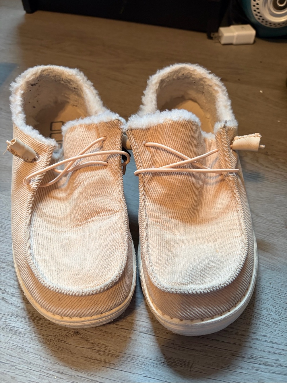 Hey Dude Women's Moccasin Slip-Ons in Light Peach with Faux Fur Collar